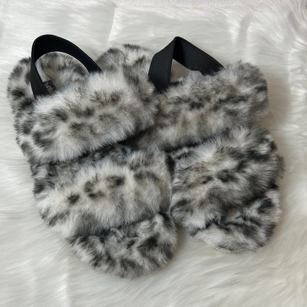 Dolce Vita Faux Fur Gray Black Slide Sandals